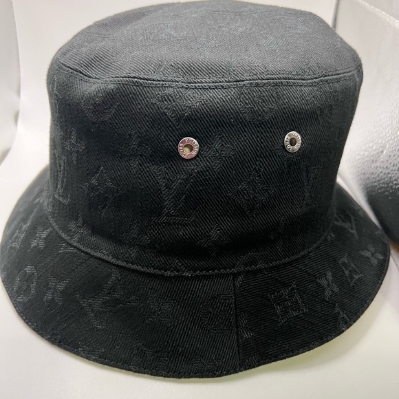 Louis Vuitton Monogram Denim Bob Hat: Unisex - Picture 4 of 10